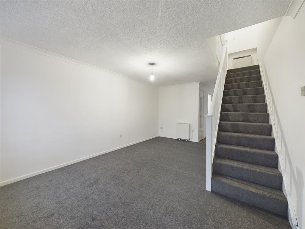 Property photo 3 of 9 Cam03975G0-Pr0061-Still009.Jpg