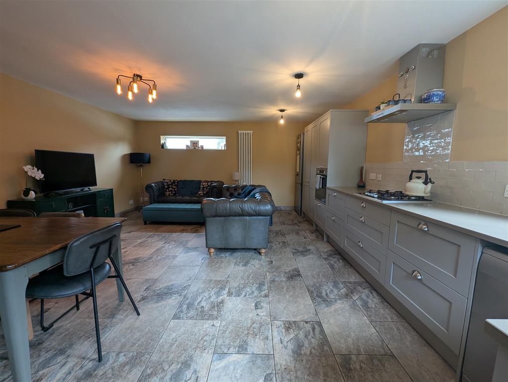 Property photo 3 of 18 Lounge/Kitchen/Dining Room
