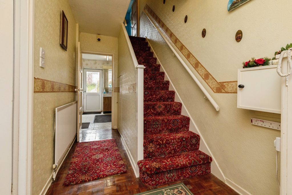Property photo 3 of 23 Pbox-Img.Jpg