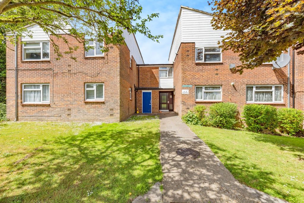 Property photo 1 of 17