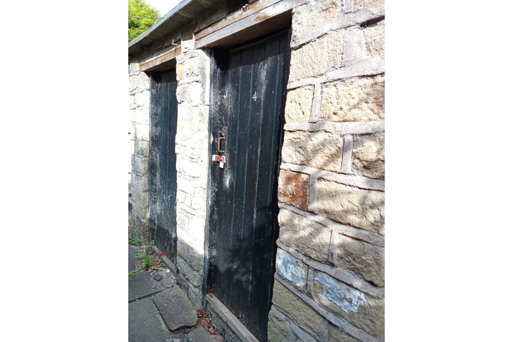 Property photo 3 of 16