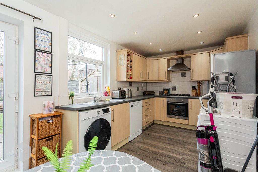 Property photo 3 of 18 Picture No. 08