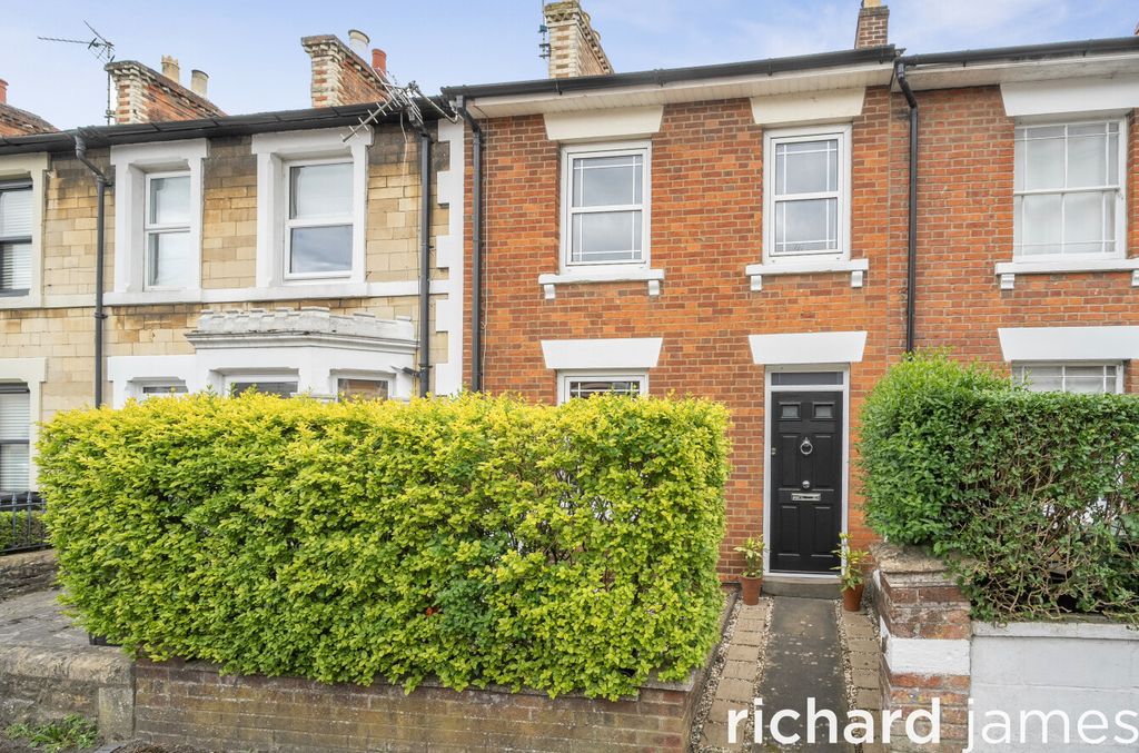Property photo 1 of 22 4Ffdf387d37240Af86E699c3c9F9E1Cb