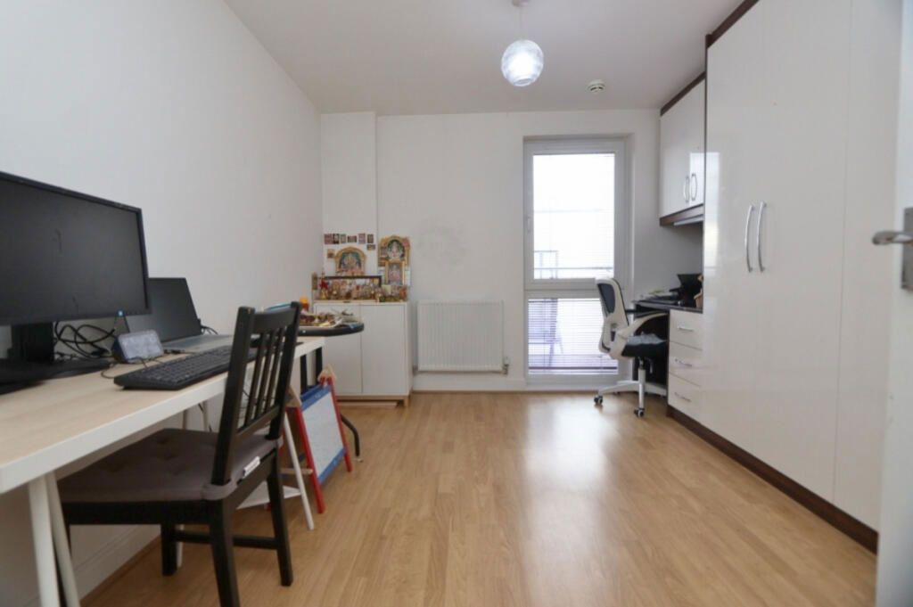 Property photo 3 of 18