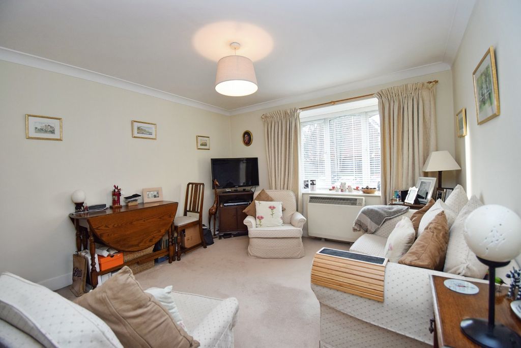 Property photo 2 of 8 Living Room