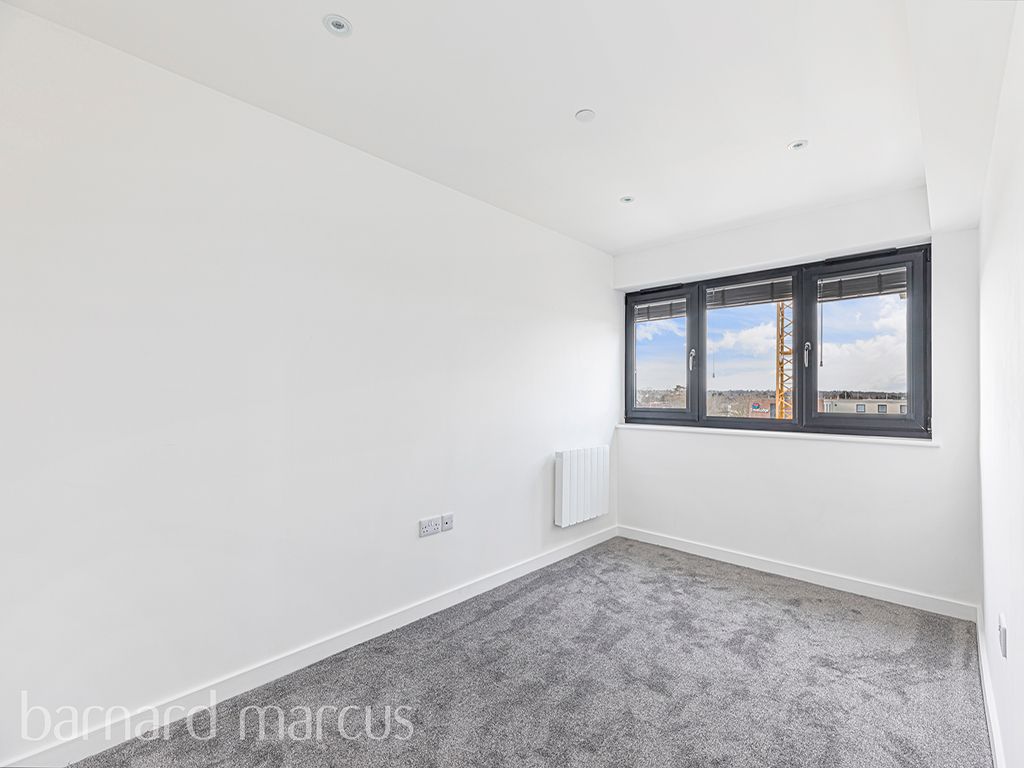 Property photo 3 of 8 Image