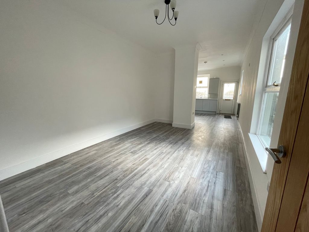 Property photo 2 of 15 Open Plan Porthcawl Cf36