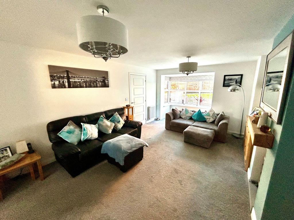 Property photo 3 of 35 Photo 2