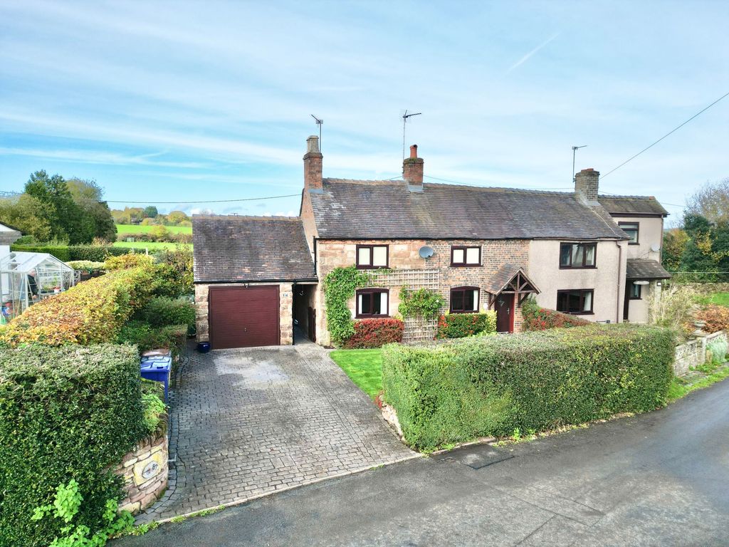 Property photo 1 of 27