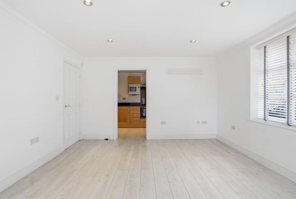 Property photo 3 of 24 5230285