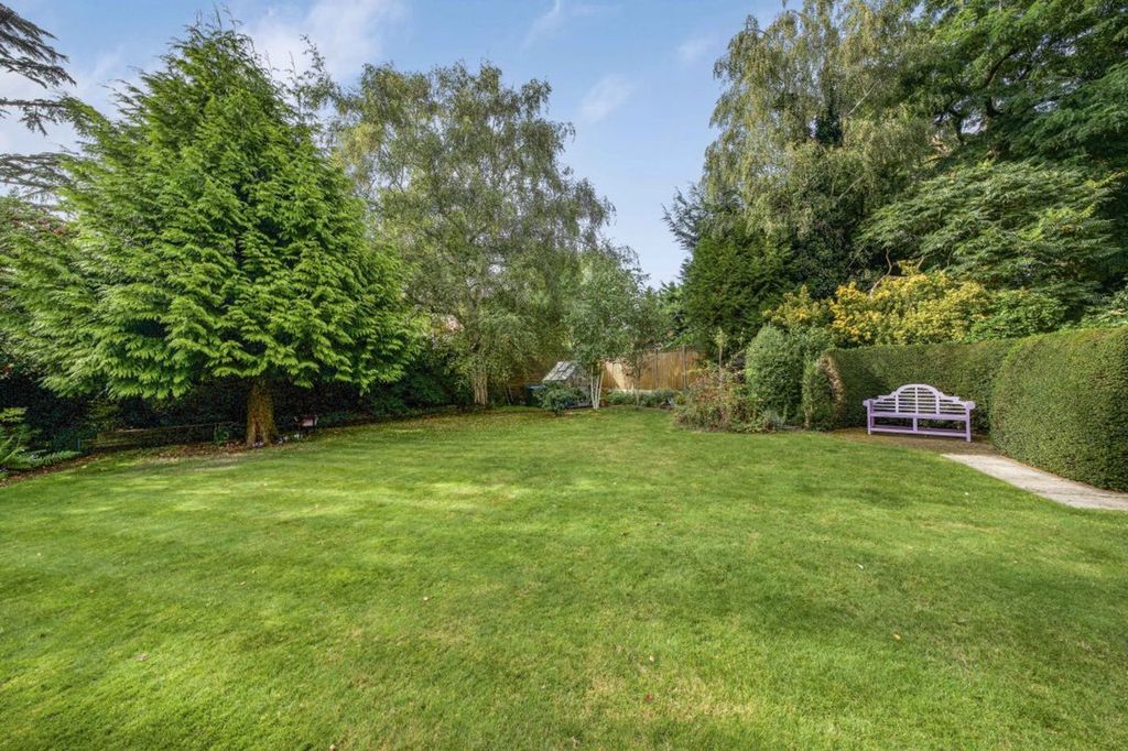 Property photo 3 of 25 Rear Garden