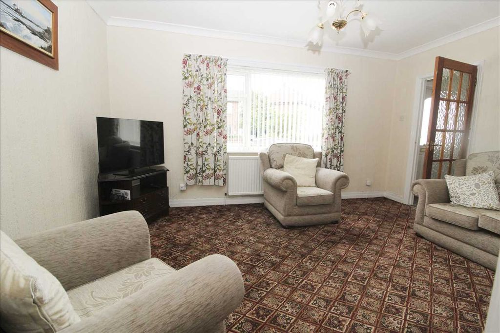 Property photo 3 of 16 Living Room