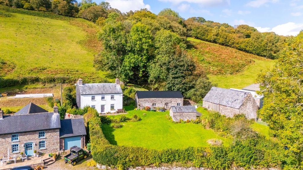 Property photo 1 of 22