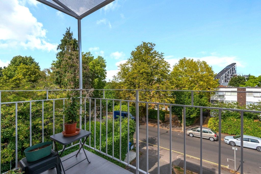 Property photo 2 of 19 Picture No. 53