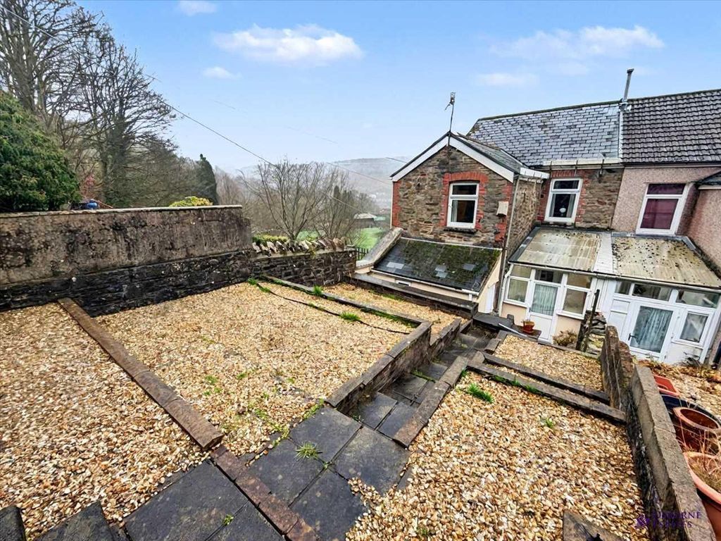 Property photo 3 of 24