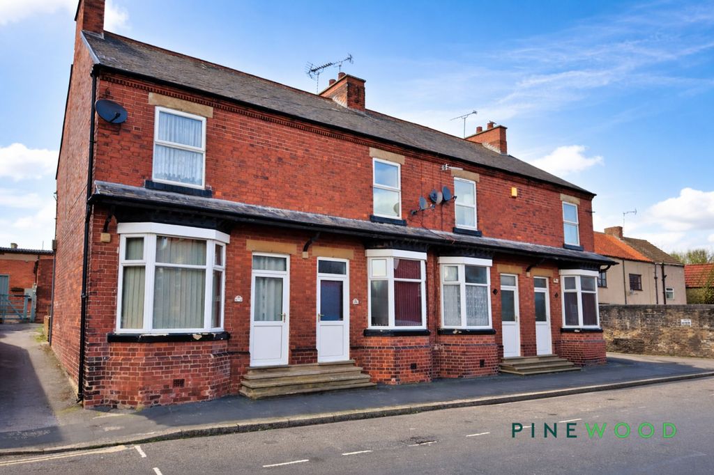 Property photo 1 of 40 Front