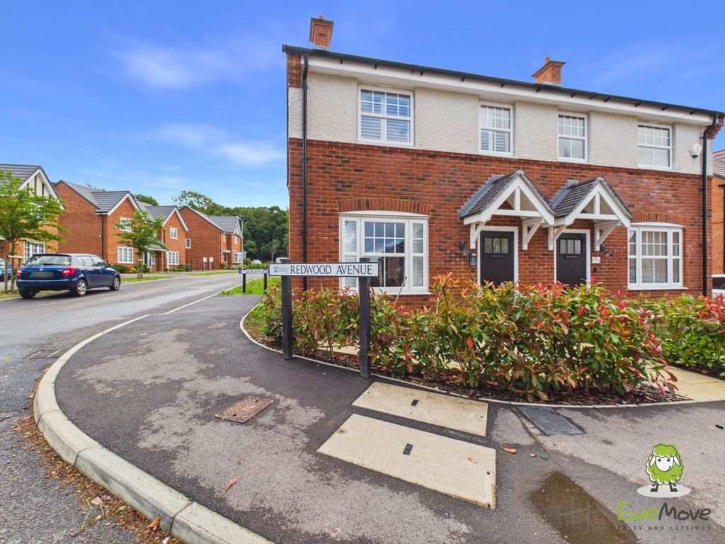 Property photo 1 of 20 7 Redwood Avenue - Ewemove Estate Agents Basingsto