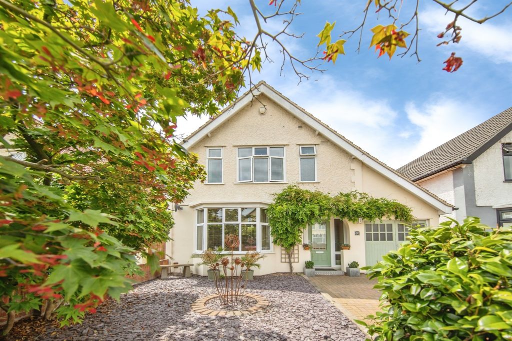 Property photo 1 of 19