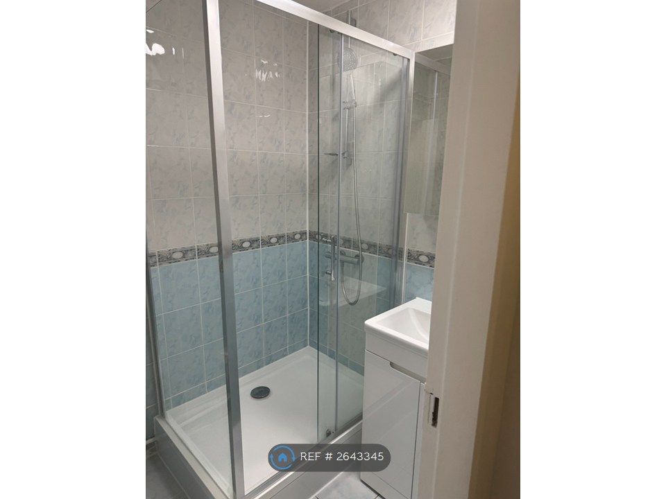 Property photo 2 of 3