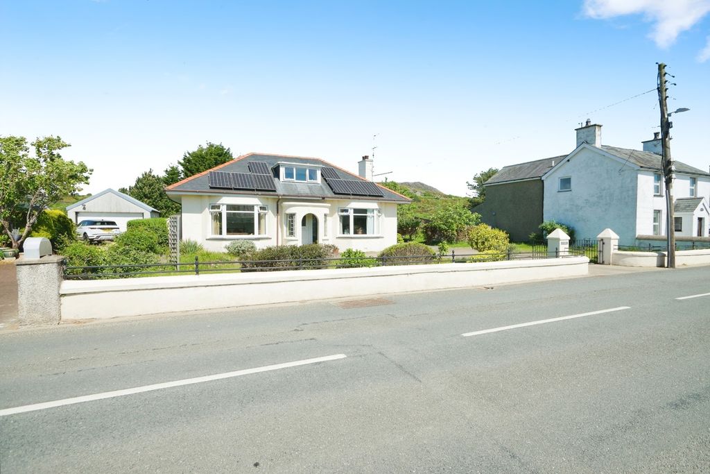 Property photo 1 of 17 Photo