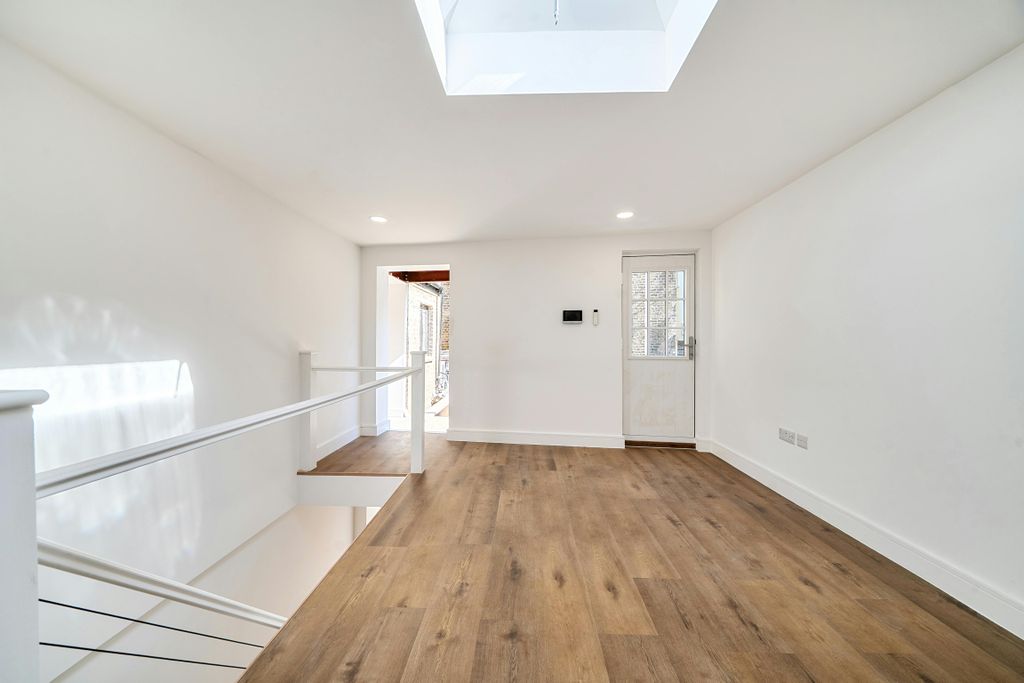 Property photo 2 of 9 1498018 (8).Jpg
