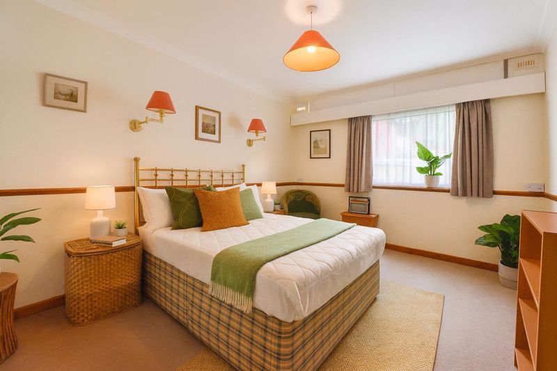 Property photo 2 of 11 Photo 6