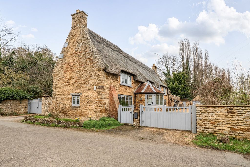 Property photo 1 of 24