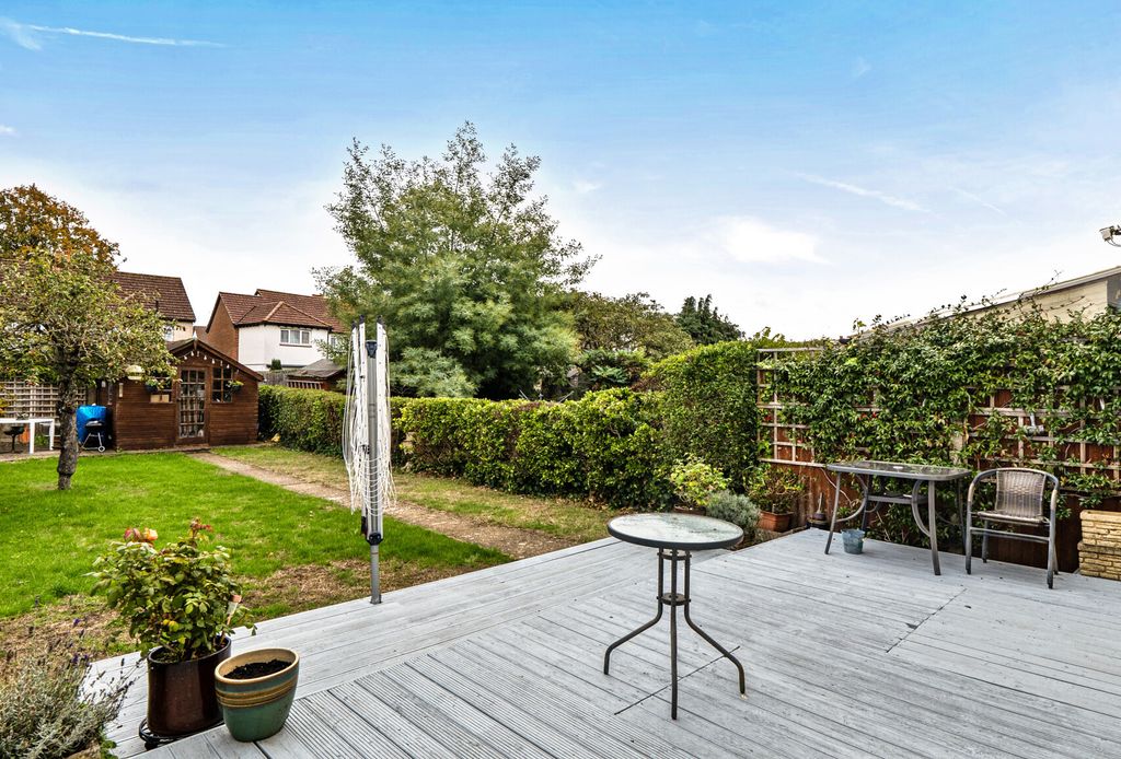 Property photo 2 of 12 36-6Ad629B958Ced-...