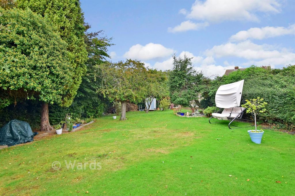 Property photo 1 of 17 Rear Garden