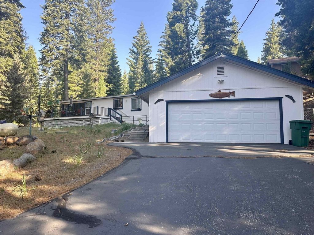 Property photo 1 of 30