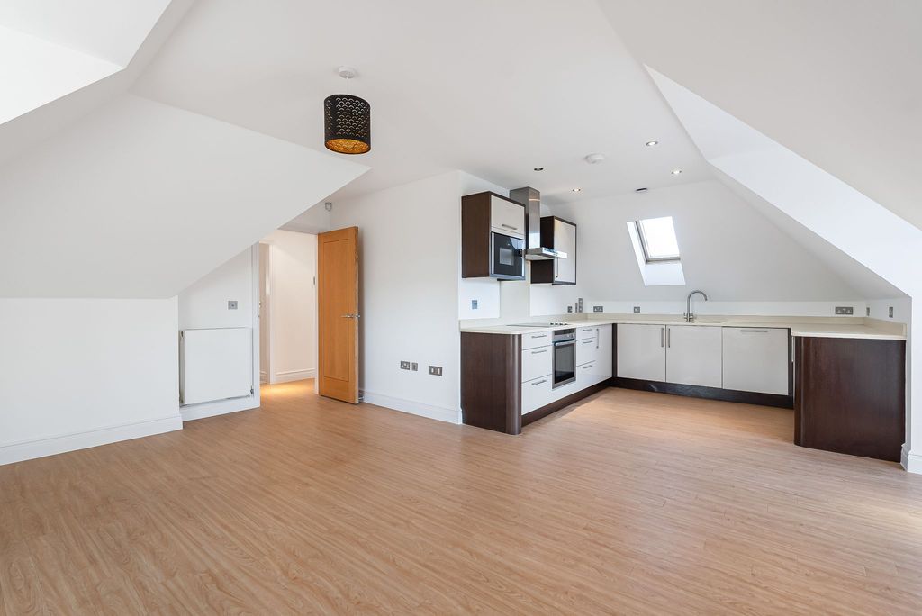 Property photo 2 of 15 Photograph 1