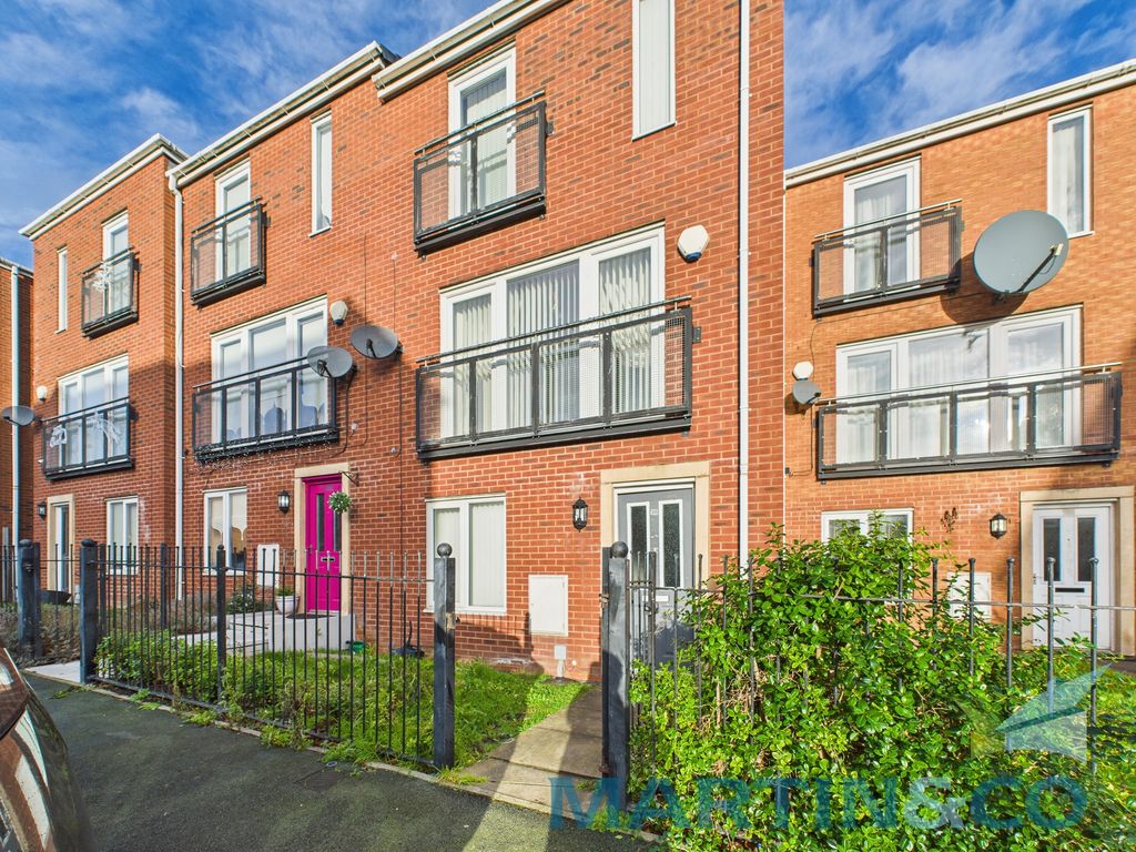 Property photo 1 of 16 Cam01870G0-Pr0186-Still023