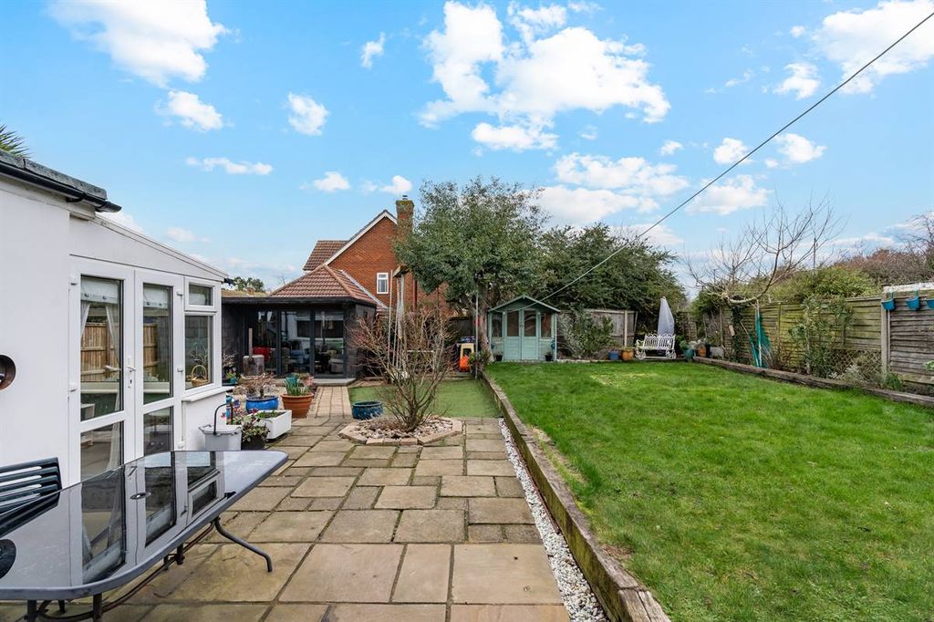 Property photo 2 of 26