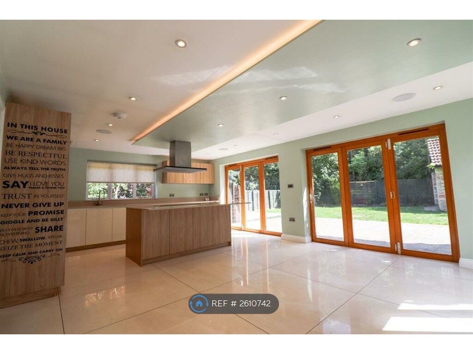 Property photo 3 of 29