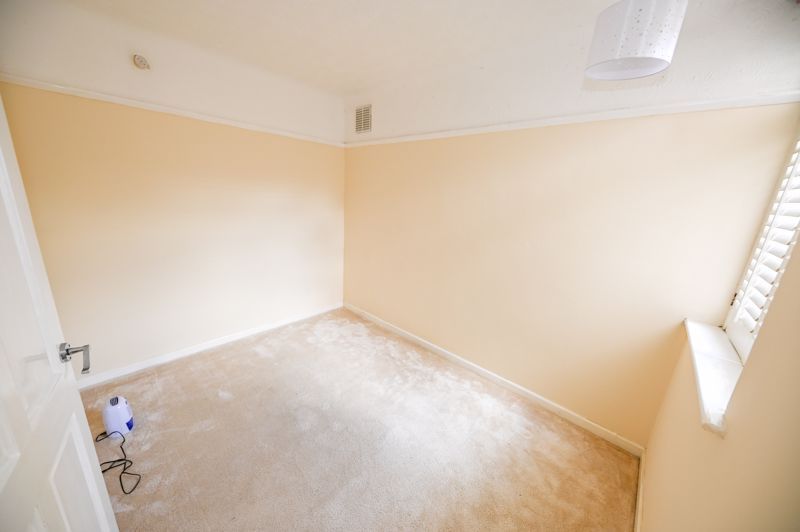 Property photo 3 of 7 Photo 7