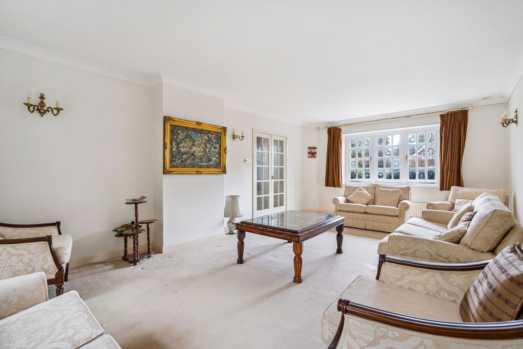 Property photo 3 of 24