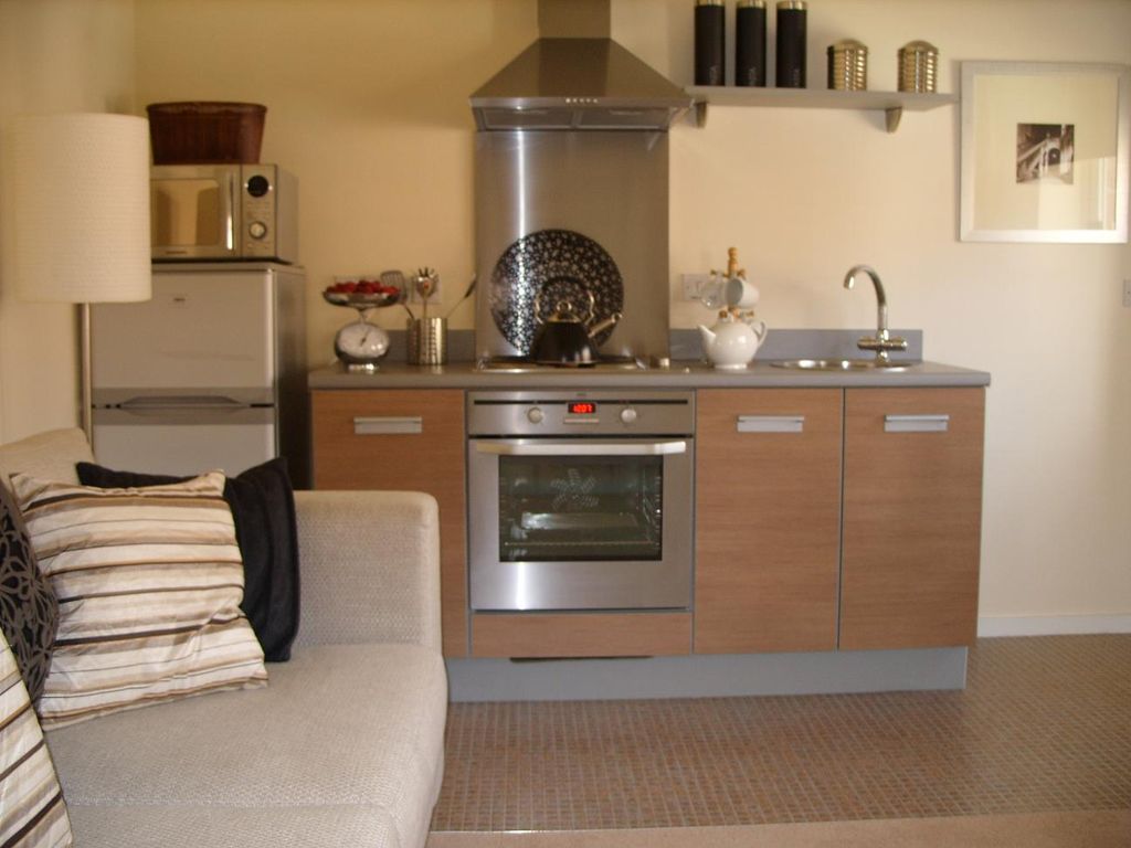 Property photo 3 of 5