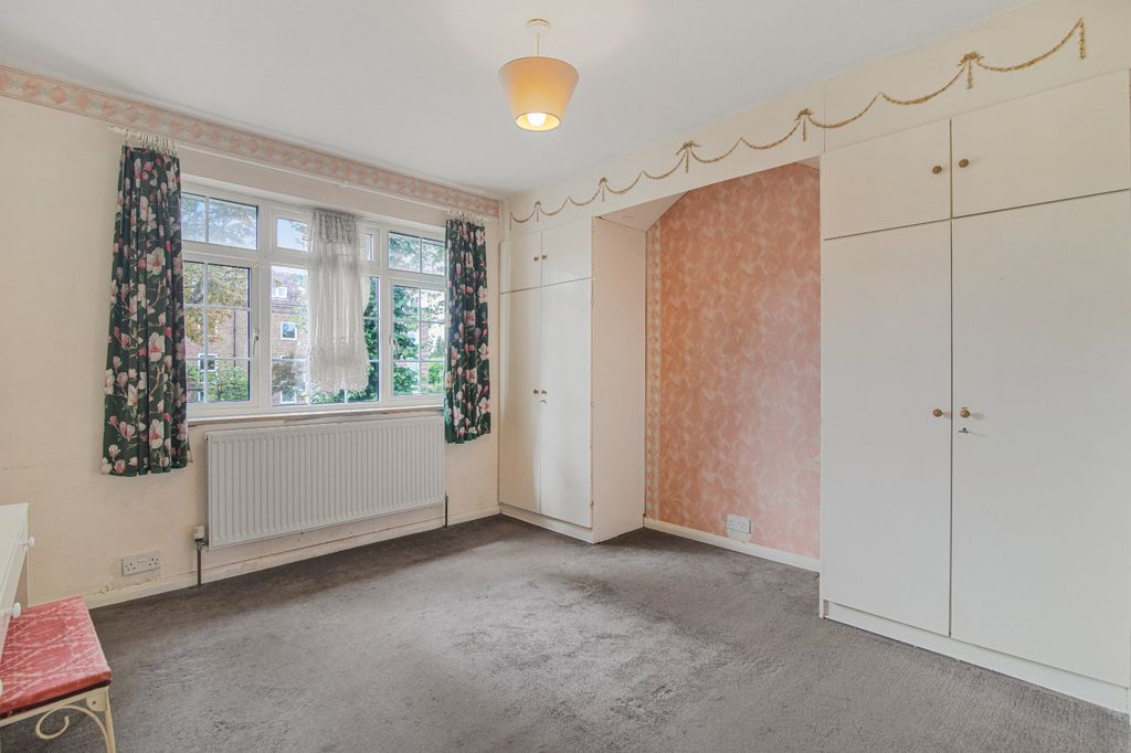 Property photo 3 of 9