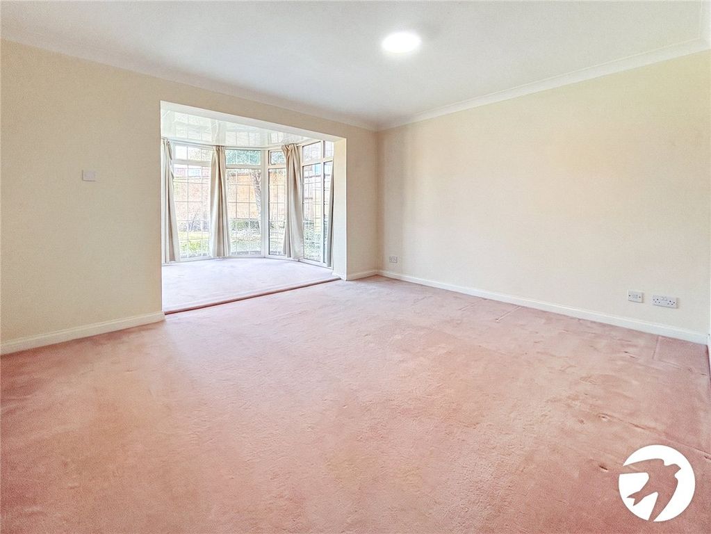 Property photo 3 of 11 Picture No. 05