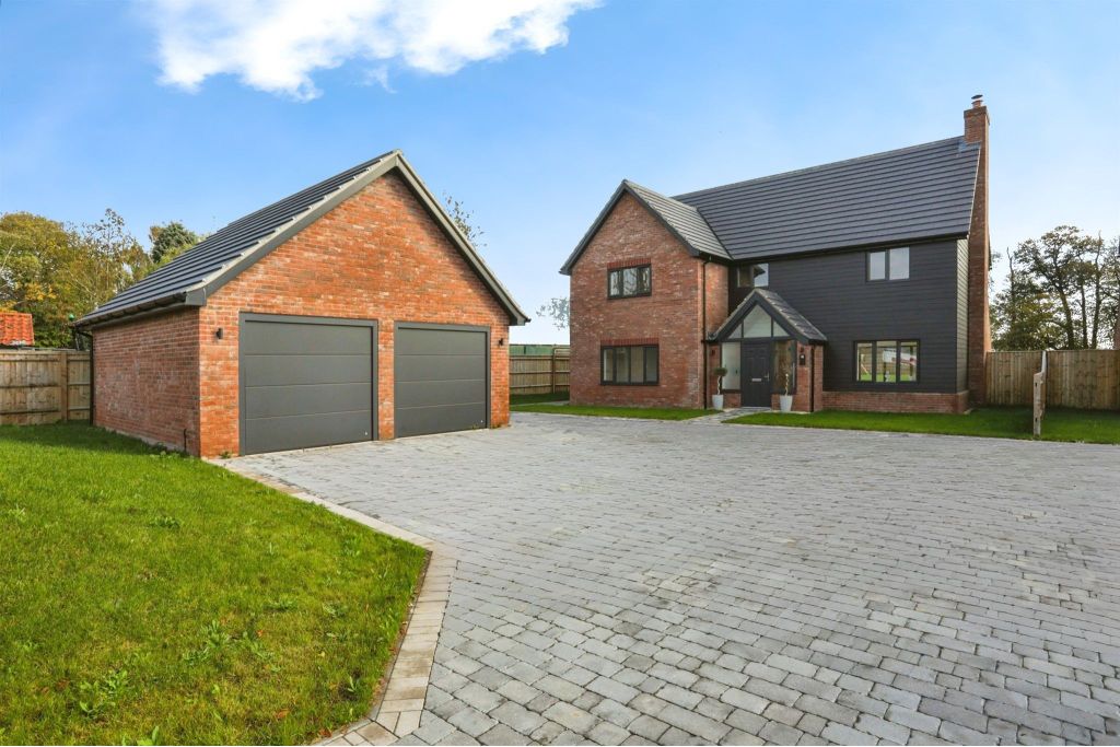 Property photo 1 of 20