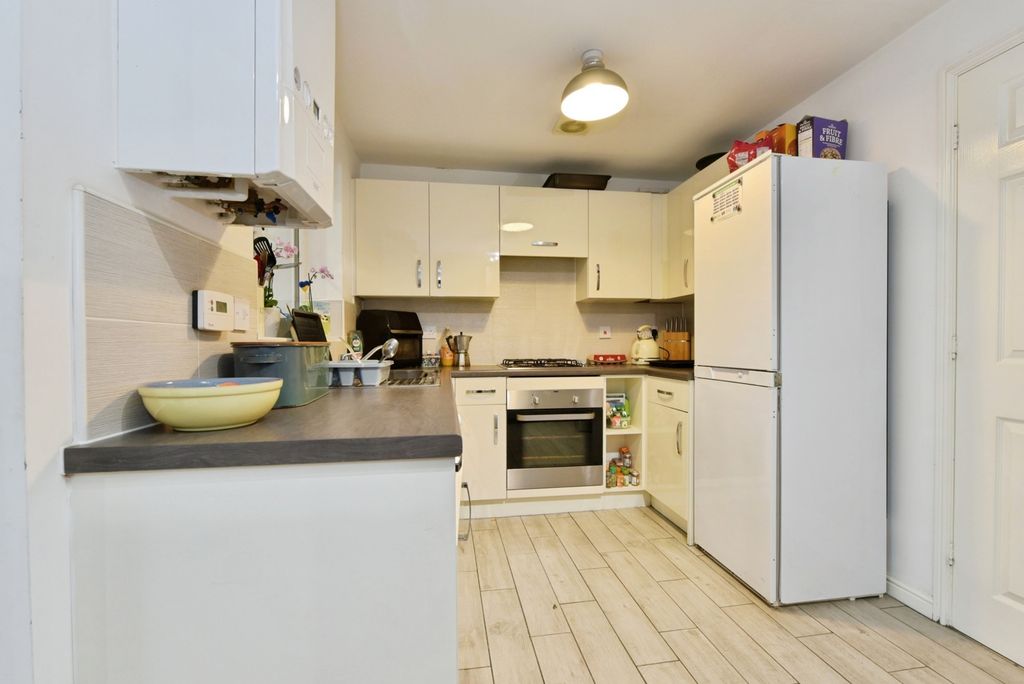 Property photo 2 of 15 Pbox-Img.Jpg