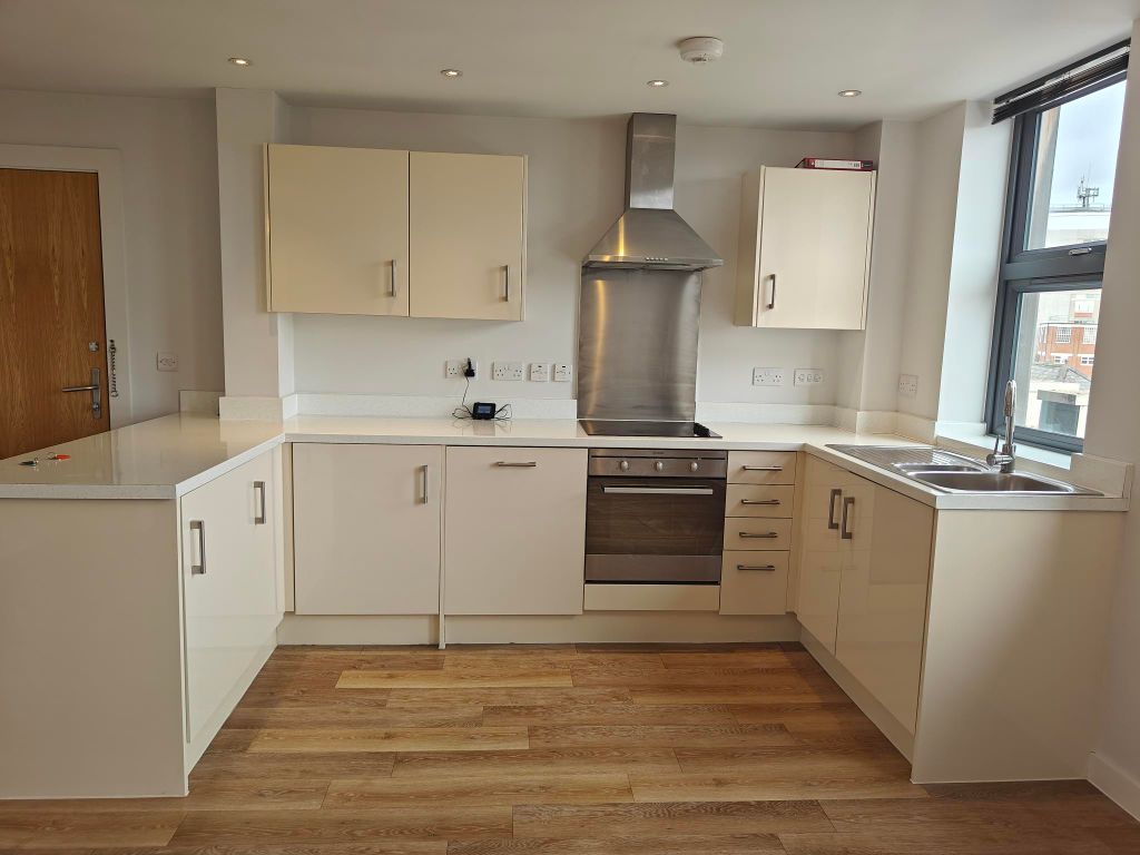 Property photo 1 of 6