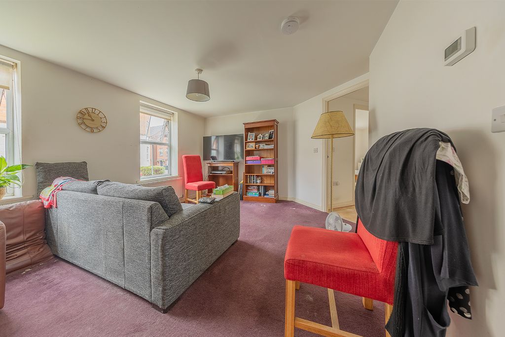 Property photo 2 of 19