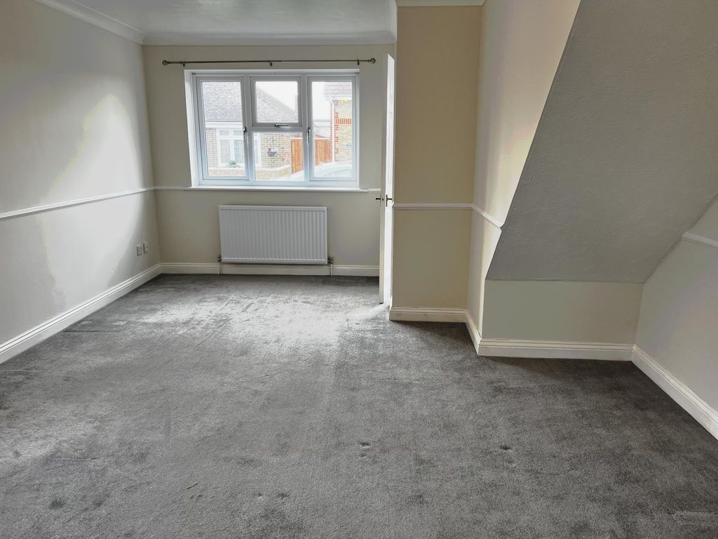 Property photo 3 of 13 Photo 7