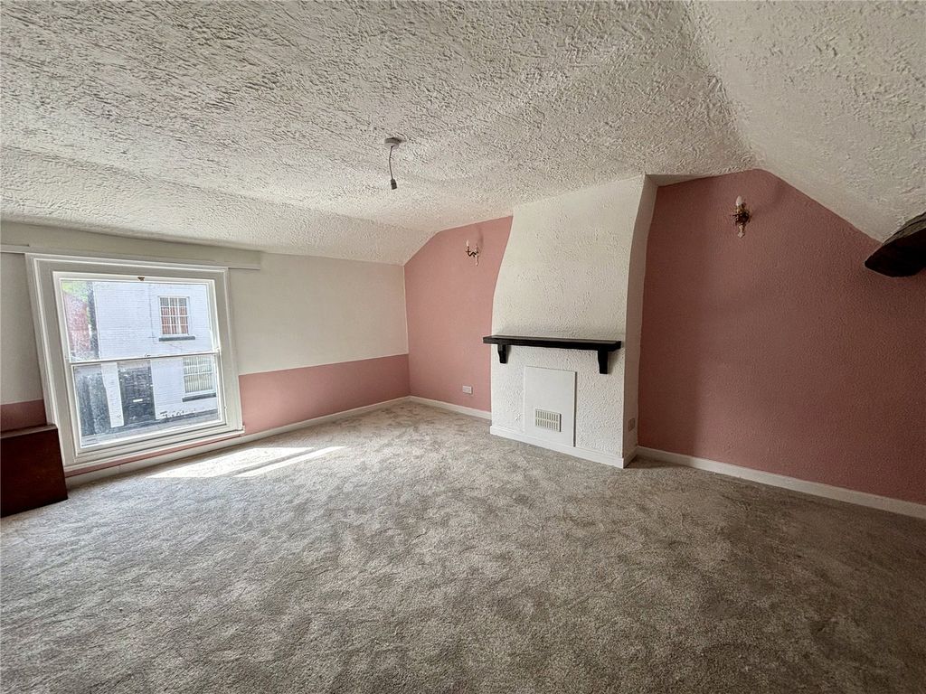 Property photo 3 of 7 Picture No. 13