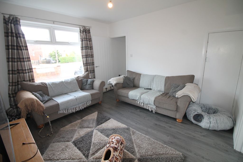 Property photo 3 of 12 Img_8446