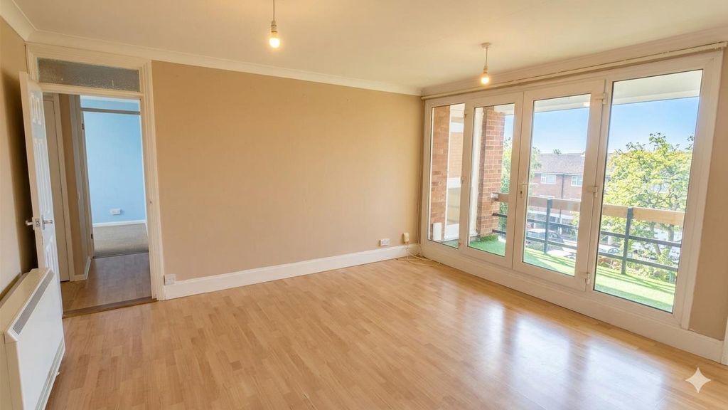 Property photo 2 of 6 Living Room.Png