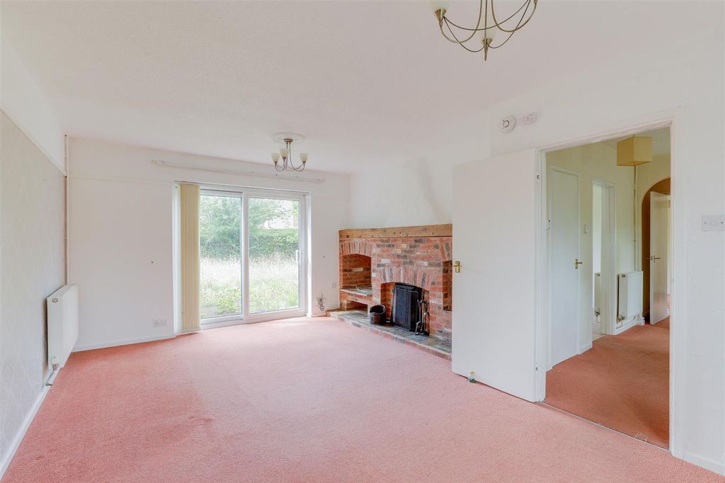 Property photo 2 of 24