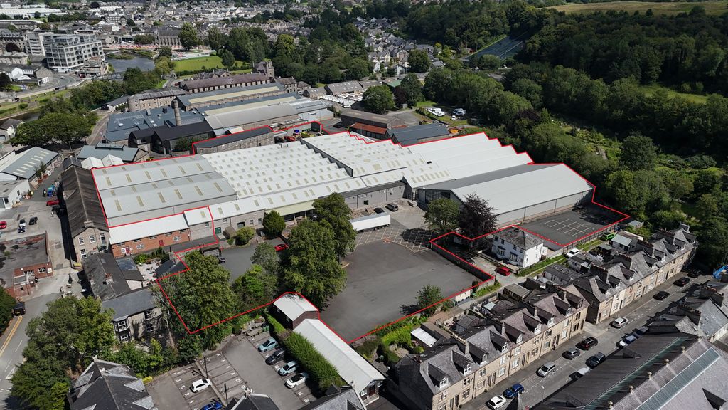 Property photo 1 of 27