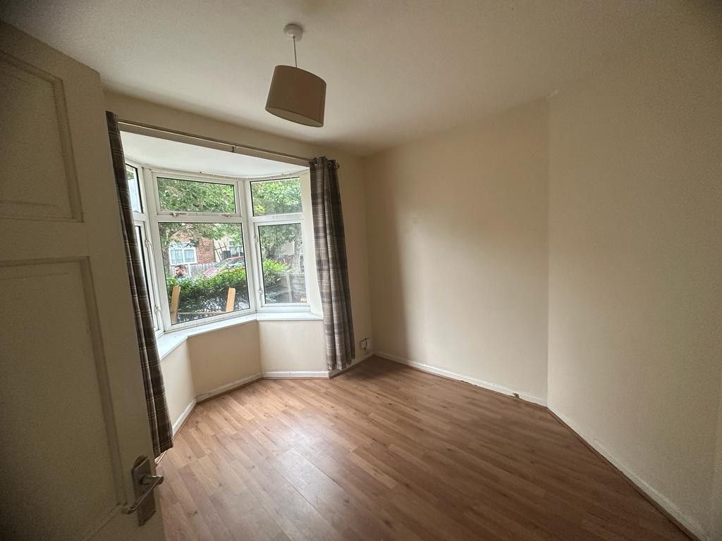 Property photo 2 of 3